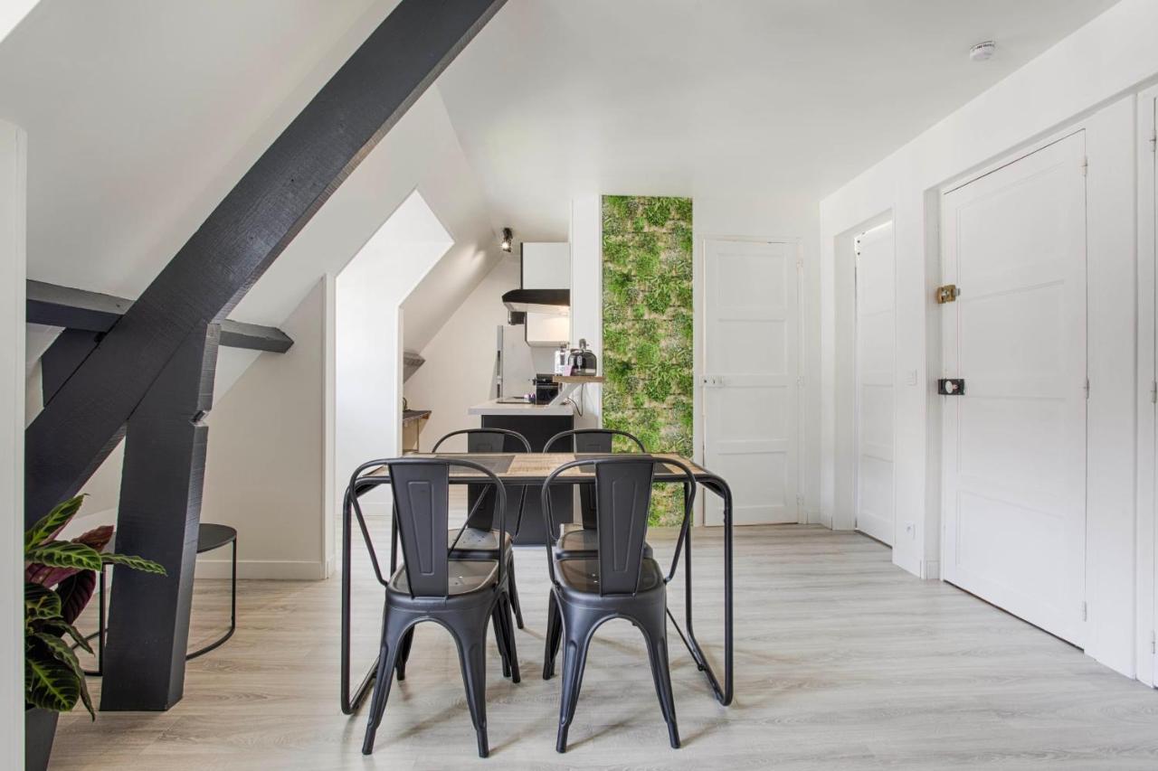La Casa Centra Charm At Falaise'S Downtown Apartment Falaise  Exterior photo