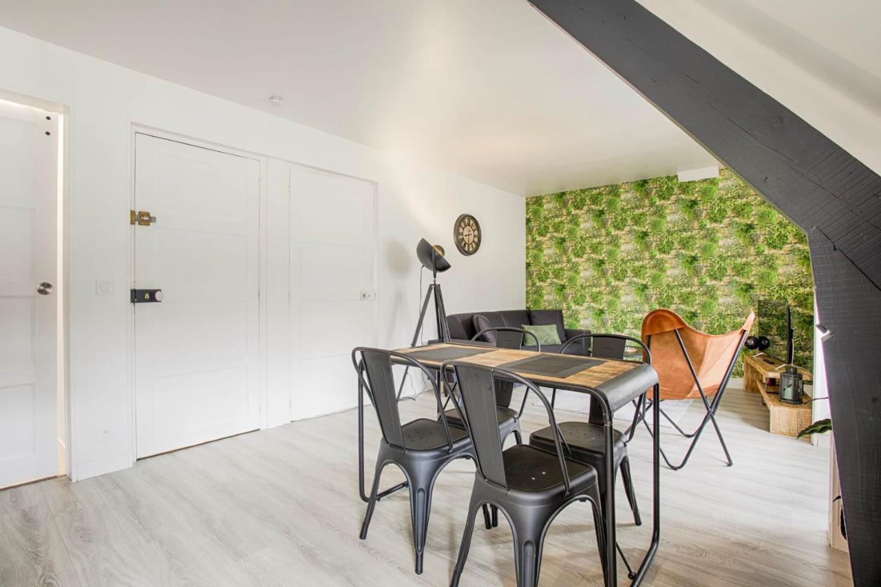 La Casa Centra Charm At Falaise'S Downtown Apartment Falaise  Exterior photo