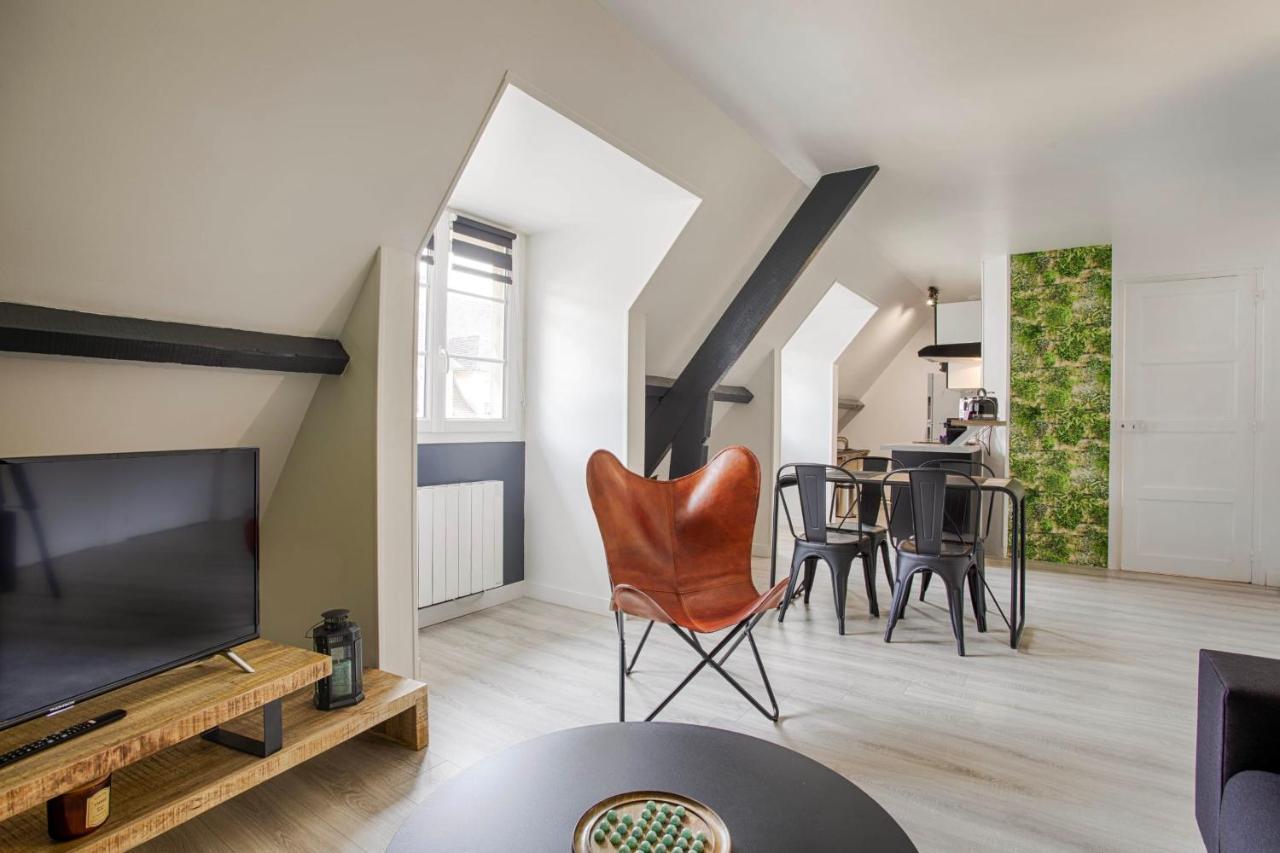 La Casa Centra Charm At Falaise'S Downtown Apartment Falaise  Exterior photo