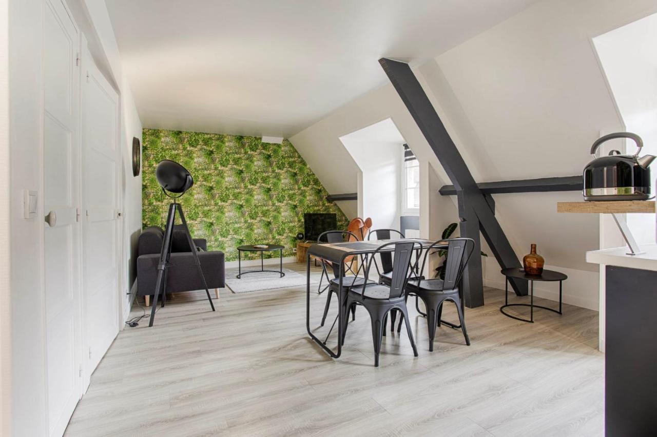 La Casa Centra Charm At Falaise'S Downtown Apartment Falaise  Exterior photo